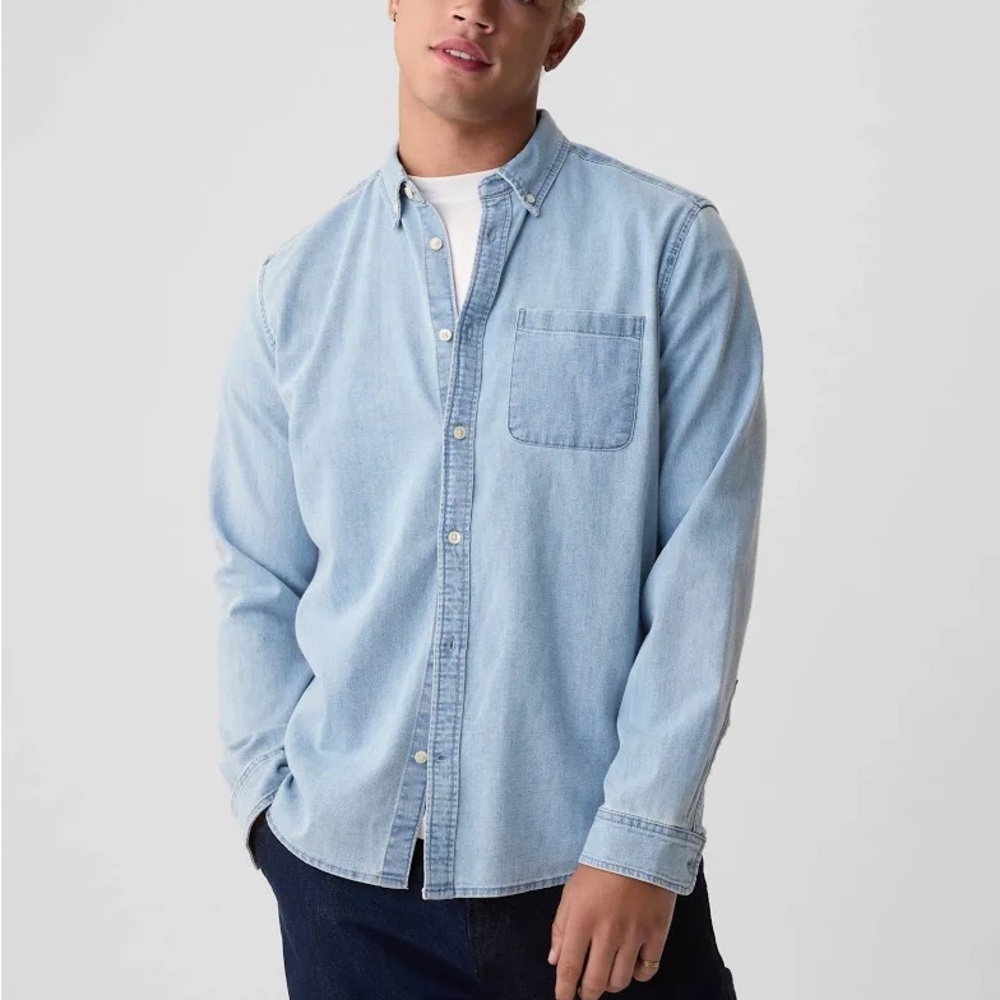 GAP Men's Light Blue Denim Shirt